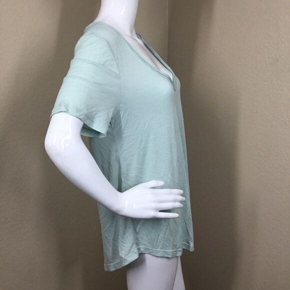 BP. Raw Edge V-Neck Tee (C8) - Picture 3 of 5